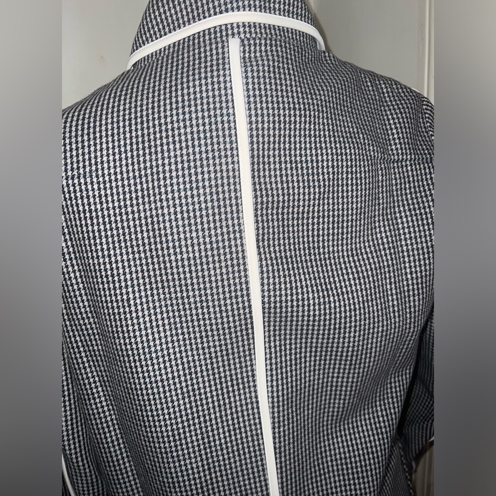 0'2nd Grande Check Classic Coat as seen on Meghan
Markle - Picture 14 of 14